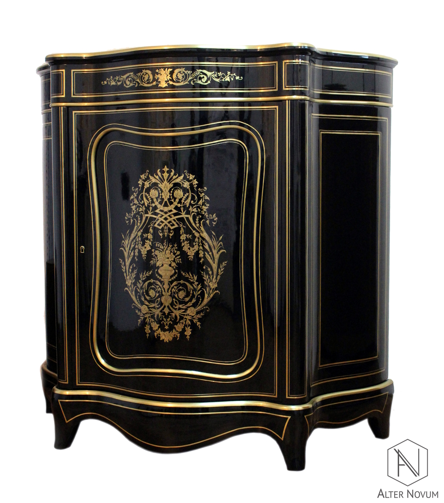 Szafka Napoleon III - Pracownia renowacji antyków Alter Novum w Krakowie Szafka Napoleon III - Pracownia renowacji antyków Alter Novum w Krakowie